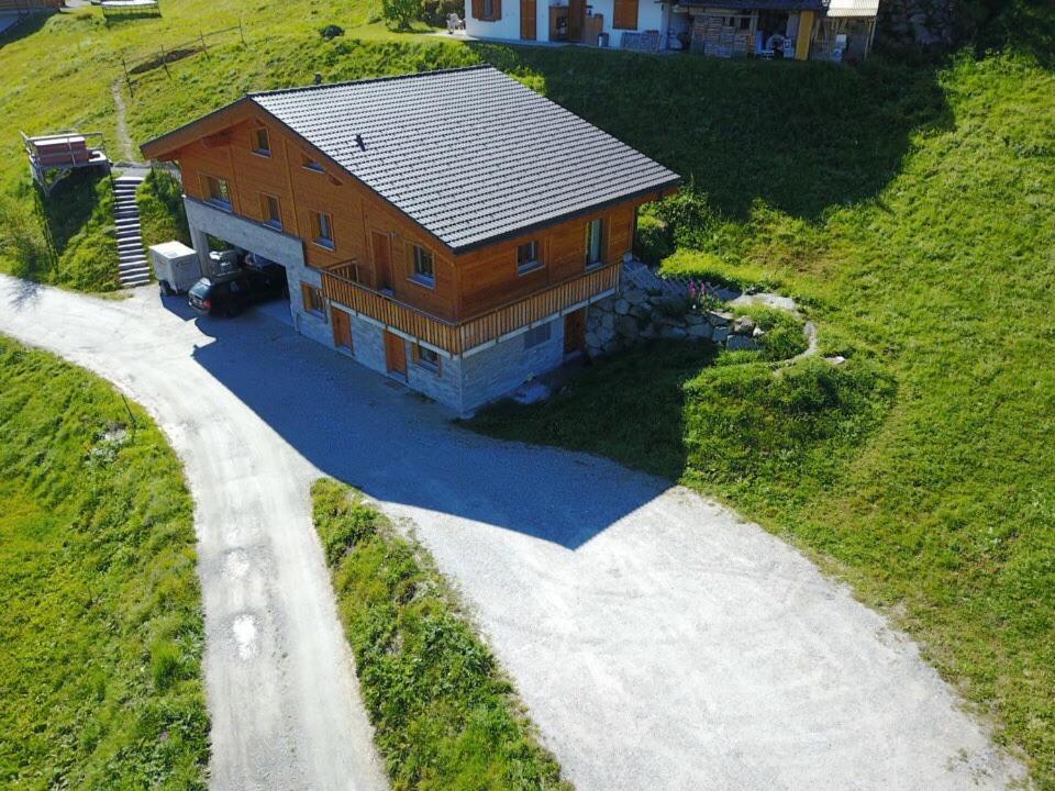 La Tzoum'Hostel Ла-Тзумаз Екстер'єр фото